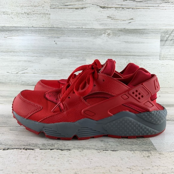 red huaraches women's size 9